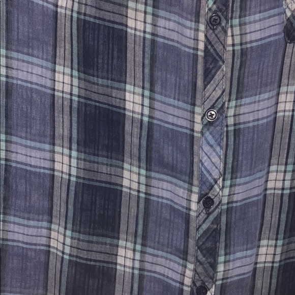 Maurice’s blue plaid button down—size XL - Picture 2 of 3